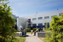 Campus Caniana - Economics 